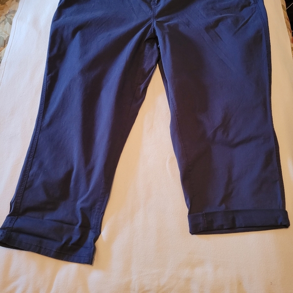 (Sz. 26) NWT NWT  Navy Blue  Capri - Picture 6 of 6